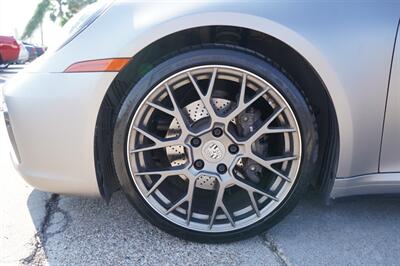 2020 Porsche 911 Carrera Cabriolet   - Photo 4 - San J Uan, TX 78589