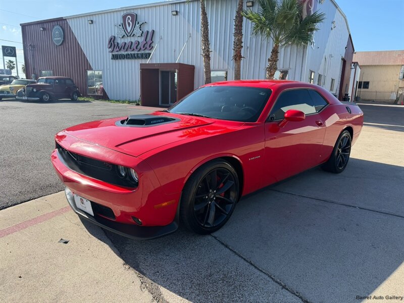 2022 Dodge Challenger R/T  Shaker