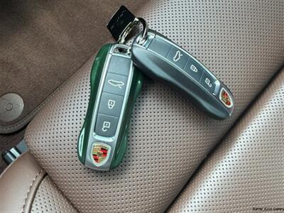 2026 Porsche 911 Carrera 4 GTS   - Photo 51 - San Juan, TX 78589