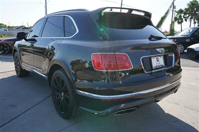 2017 Bentley Bentayga W12   - Photo 8 - San J Uan, TX 78589