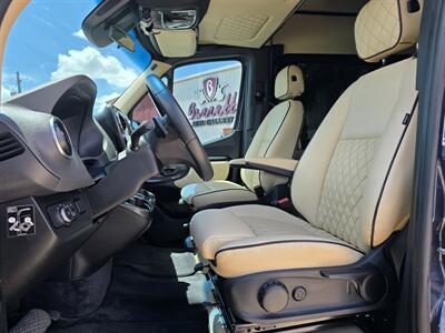 2022 Mercedes-Benz Sprinter 2500  Ultimate Toys - Photo 2 - San J Uan, TX 78589