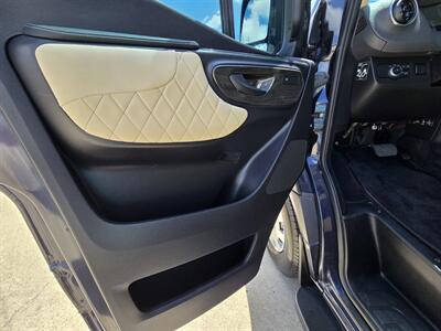 2022 Mercedes-Benz Sprinter 2500  Ultimate Toys - Photo 24 - San J Uan, TX 78589