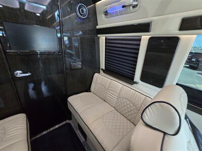 2022 Mercedes-Benz Sprinter 2500  Ultimate Toys - Photo 38 - San J Uan, TX 78589