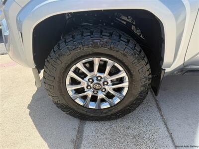 2025 Toyota Tacoma LIMITED   - Photo 10 - San Juan, TX 78589
