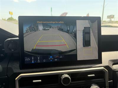 2025 Toyota Tacoma LIMITED   - Photo 27 - San Juan, TX 78589