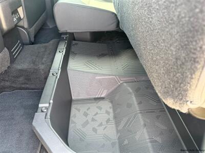 2025 Toyota Tacoma LIMITED   - Photo 33 - San Juan, TX 78589