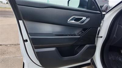 2020 Land Rover Range Rover Velar P250 R-Dynamic S   - Photo 34 - San J Uan, TX 78589