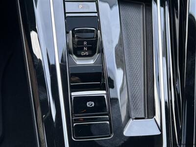 2024 Volkswagen Golf R 4Motion   - Photo 24 - San Juan, TX 78589