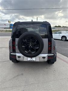 2023 Land Rover Defender 90 S   - Photo 12 - San J Uan, TX 78589