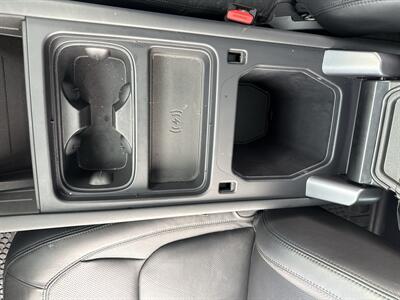 2023 Land Rover Defender 90 S   - Photo 50 - San J Uan, TX 78589