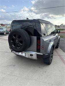 2023 Land Rover Defender 90 S   - Photo 13 - San J Uan, TX 78589