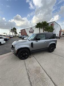 2023 Land Rover Defender 90 S   - Photo 6 - San J Uan, TX 78589