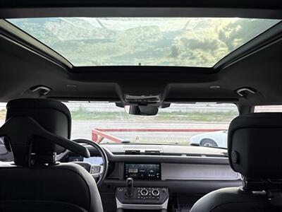 2023 Land Rover Defender 90 S   - Photo 55 - San Juan, TX 78589