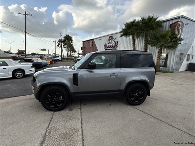 2023 Land Rover Defender S's photo