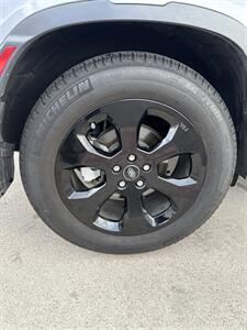 2023 Land Rover Defender 90 S   - Photo 29 - San J Uan, TX 78589