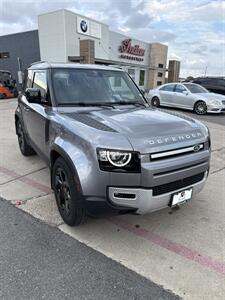 2023 Land Rover Defender 90 S   - Photo 22 - San J Uan, TX 78589