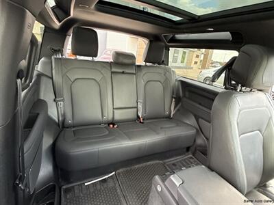 2023 Land Rover Defender 90 S   - Photo 48 - San Juan, TX 78589