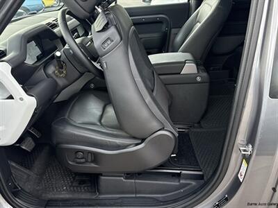 2023 Land Rover Defender 90 S   - Photo 43 - San Juan, TX 78589
