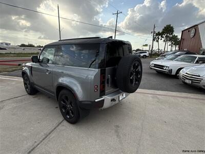 2023 Land Rover Defender 90 S   - Photo 10 - San Juan, TX 78589