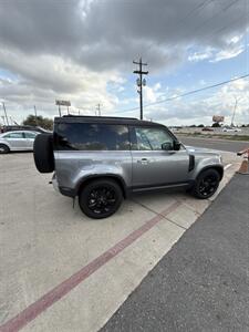 2023 Land Rover Defender 90 S   - Photo 16 - San J Uan, TX 78589