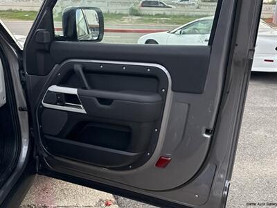 2023 Land Rover Defender 90 S   - Photo 45 - San Juan, TX 78589