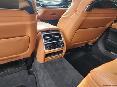 2019 BMW 740i xDrive   - Photo 28 - San Juan, TX 78589