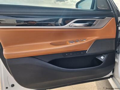 2019 BMW 740i xDrive   - Photo 20 - San Juan, TX 78589