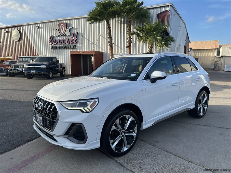 2020 Audi Q3 quattro S line Prestige 45 TFSI   - Photo 1 - San Juan, TX 78589