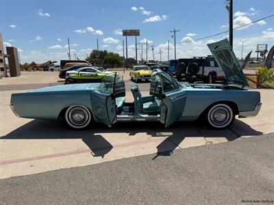 1966 Lincoln Continental 4-Door Convertible  3-Speed Automatic - Photo 30 - San Juan, TX 78589