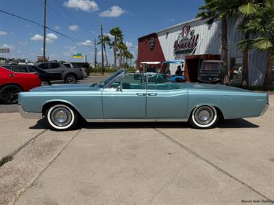 1966 Lincoln Continental 4-Door Convertible  3-Speed Automatic - Photo 11 - San Juan, TX 78589