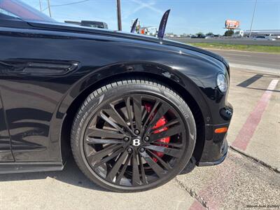 2024 Bentley Flying Spur Speed   - Photo 22 - San Juan, TX 78589