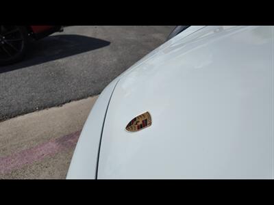 2024 Porsche 911 Carrera C2   - Photo 15 - San Juan, TX 78589