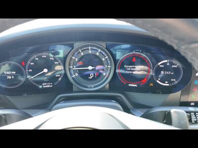 2024 Porsche 911 Carrera C2   - Photo 25 - San Juan, TX 78589