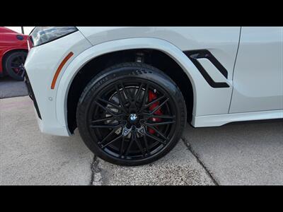2025 BMW X6 M Competition   - Photo 8 - San Juan, TX 78589