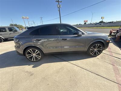 2024 Porsche Cayenne S Coupe   - Photo 9 - San J Uan, TX 78589