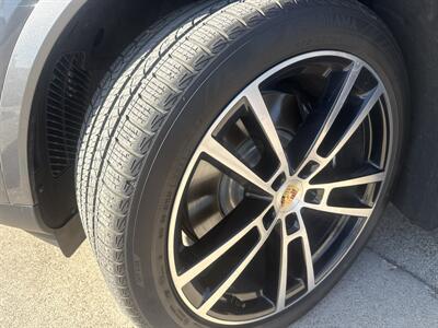 2024 Porsche Cayenne S Coupe   - Photo 23 - San J Uan, TX 78589