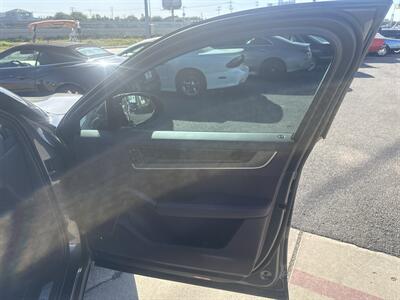 2024 Porsche Cayenne S Coupe   - Photo 31 - San J Uan, TX 78589