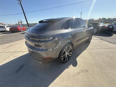 2024 Porsche Cayenne S Coupe   - Photo 8 - San J Uan, TX 78589