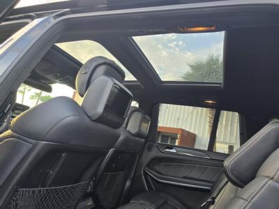 2017 Mercedes-Benz GLS AMG GLS 63   - Photo 38 - San J Uan, TX 78589