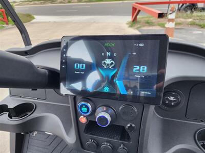 2026 VENOM STRIKE 6 SEATER LIFTED   - Photo 8 - San Juan, TX 78589