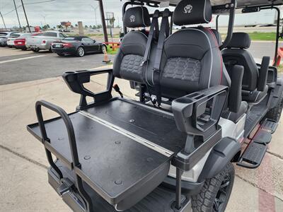 2026 VENOM STRIKE 6 SEATER LIFTED   - Photo 11 - San Juan, TX 78589