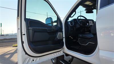 2024 Ford F-250 Super Duty Platinum   - Photo 37 - San J Uan, TX 78589