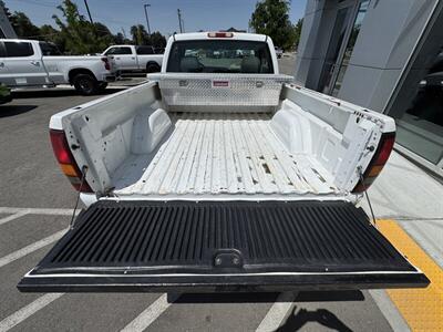 2001 GMC Sierra 1500 SL   - Photo 17 - Boise, ID 83713