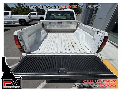 2001 GMC Sierra 1500 SL   - Photo 17 - Boise, ID 83713