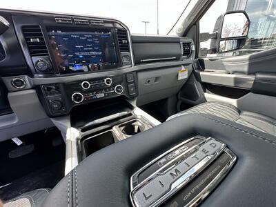 2023 Ford F-450 Super Duty Limited   - Photo 21 - Boise, ID 83713