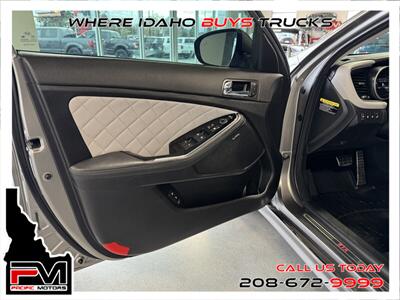 2015 Kia Optima SX Turbo   - Photo 9 - Boise, ID 83713
