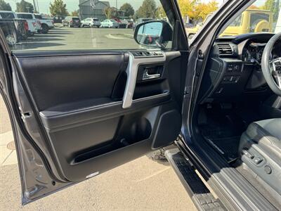 2019 Toyota 4Runner SR5 Premium   - Photo 10 - Boise, ID 83713