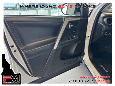 2015 Toyota RAV4 Limited   - Photo 10 - Boise, ID 83713