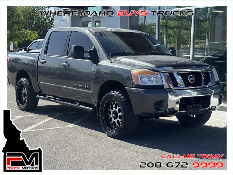 2008 Nissan Titan XE  