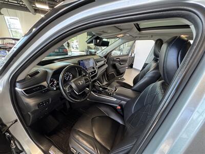 2020 Toyota Highlander Platinum   - Photo 11 - Boise, ID 83713